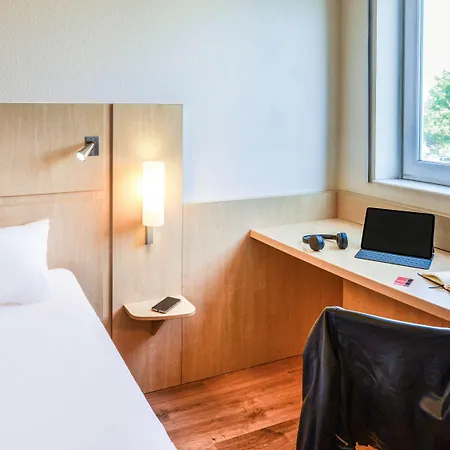 Ibis Ferrand Montferrand Hotel