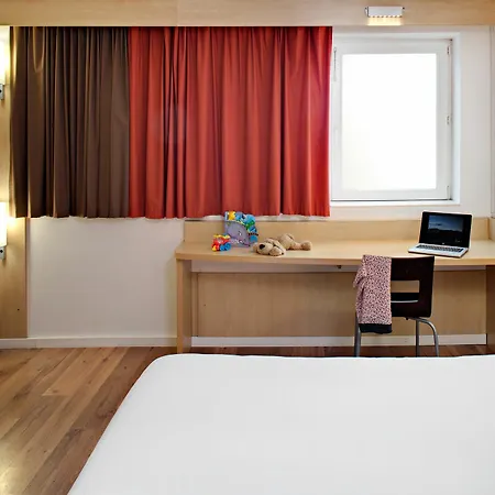 Otel Ibis Ferrand Montferrand